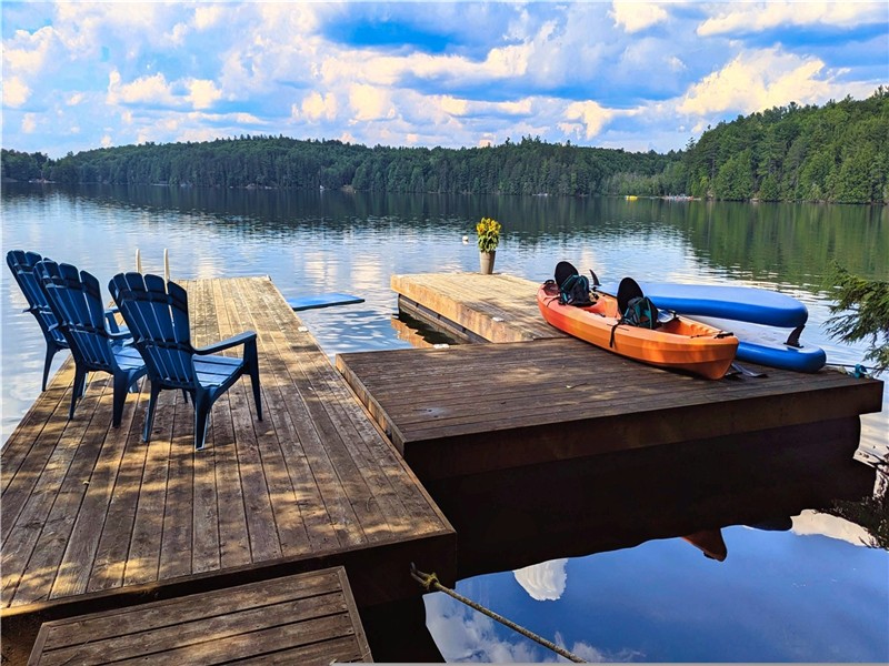 Kabin on Chandos Lake
