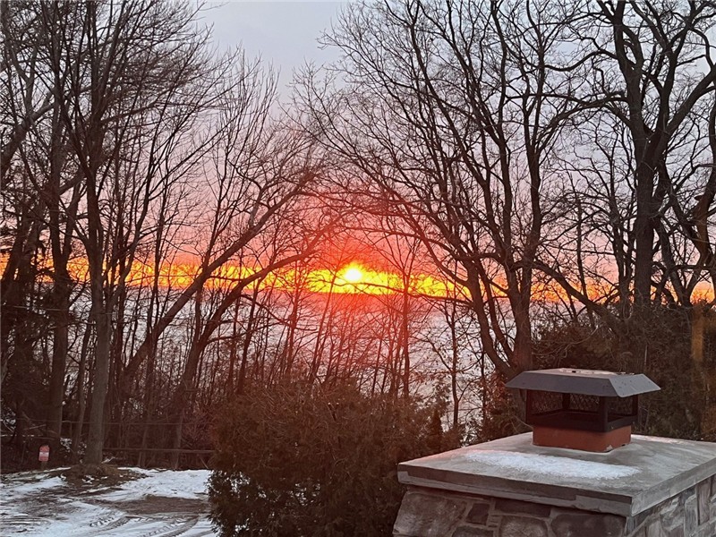 Luxe Villa Bayfield- 6 Bedroom Bayfield Cottage