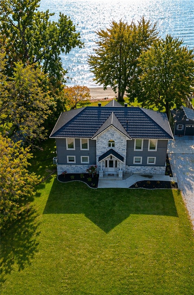 ERIE DREAM! Your Private Beachfront Escape
