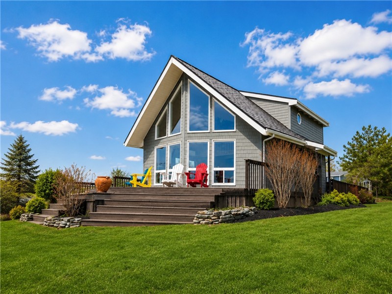 Oceanview Chalet Retreat | Floor-to-Ceiling Views & Gentle Beach Access Select Weeks Each Summer