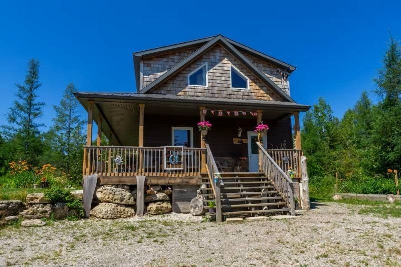 3Bdr/2Bath Sunny Meadow Retreat Cottage – Lake Huron Hideaway in the Heart of Bruce Peninsula