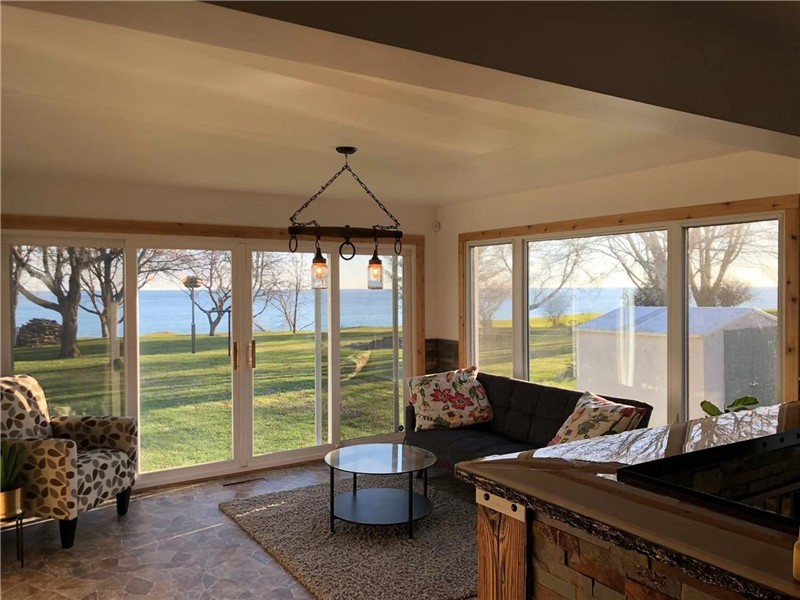 Water Front Cottage Lake Erie