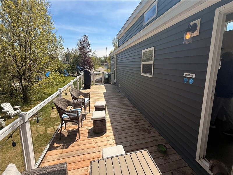 Family friendly cottage for rent in on Lake Stergeon.