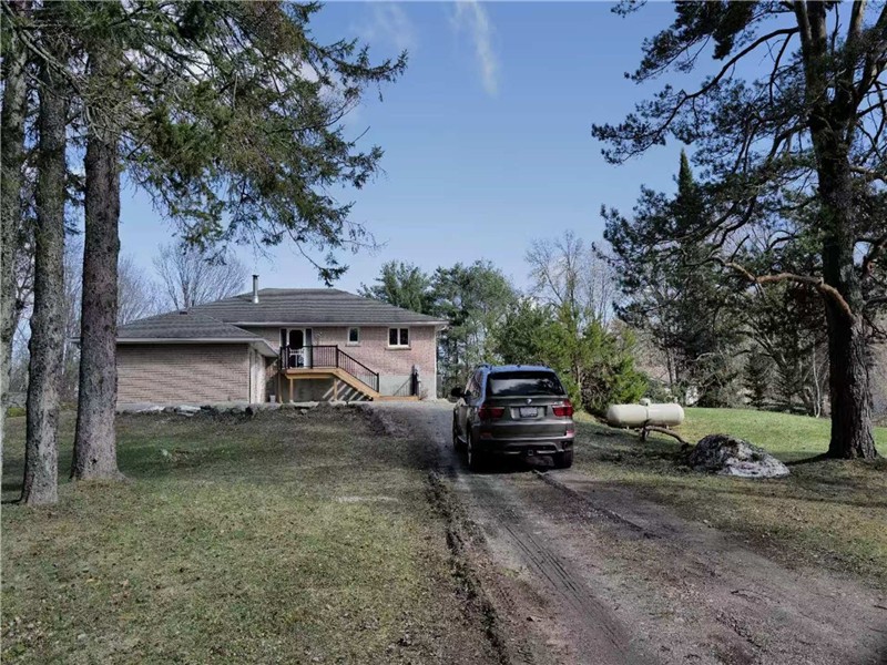 Tranquil Lakeview • Spacious 6BR Retreat