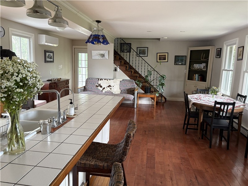 Farmhouse Wing on Amherst Island – A Step Back in Time