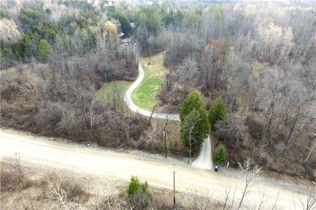 Large Cottage on Private Wooded 10 Acres on the Brucetrail