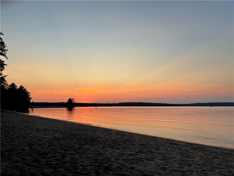 Lake Bernard Waterfront Cottage Retreat with Bunkie