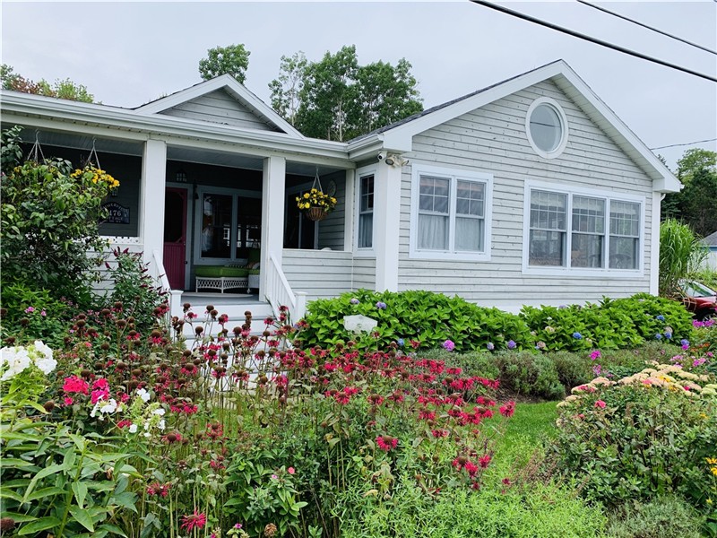 Summerville Beach Cottage | Steps from the Beach | Sleeps 8