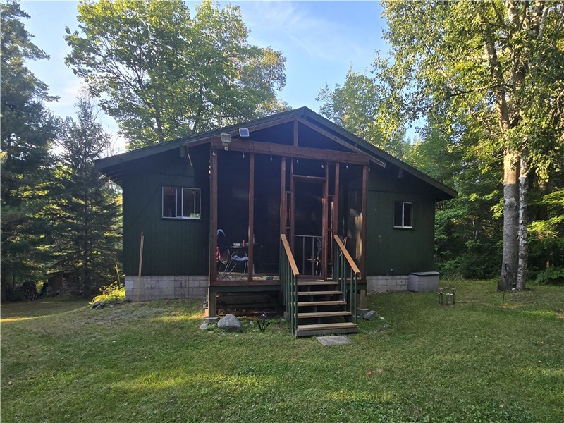 Cozy 3 Bedroom Cottage in Kearney Ontario