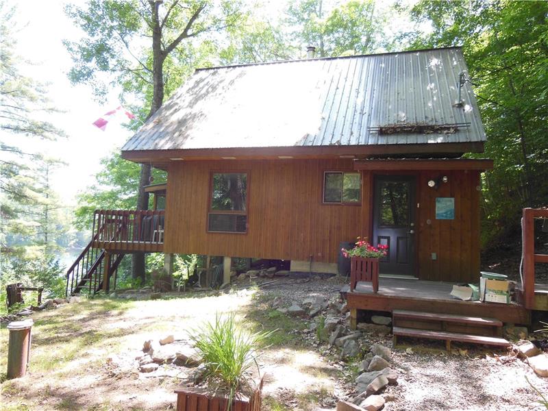 A1 Calabogie Retreat Sleeps 6 Calabogie Cottage Rental Gl