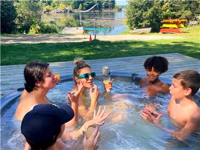 Life is bigger when we're together (lakeside hot tub, sauna, games room, sand beach, log fireplaces)
