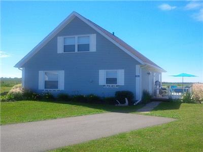 Dunes & Dreams Cottage (PEI Tourism****~ License# 2202136)