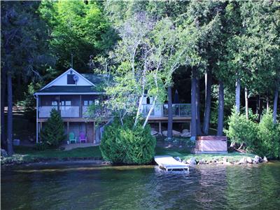 July 5 to July 9 available   3 bedroom,Sandy Beach, Screen Porch,Kayaks, Canoe,SUP SOUTH FACING