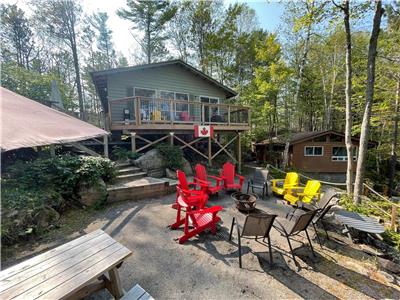 Private 3 cottage family compound in Muskoka (9 Bedrooms + Renovated)