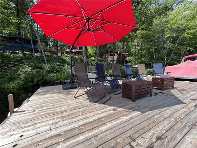 Very Private 3 Cottages - 9 Bedroom Family Compound in Beautiful Muskoka - Only 95 mins from the GTA