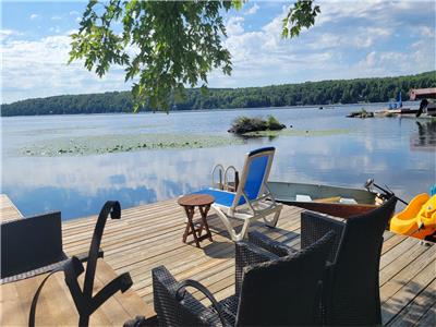 4 Season Cottage - Sandy Beach, Shallow Walk in, Wood Fired Sauna and Cold Plunge Tank