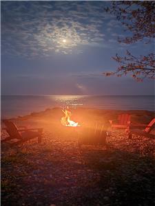 Benassi Beach Large Lakeview Vacation Rental Lake Erie (Dunnville Area)