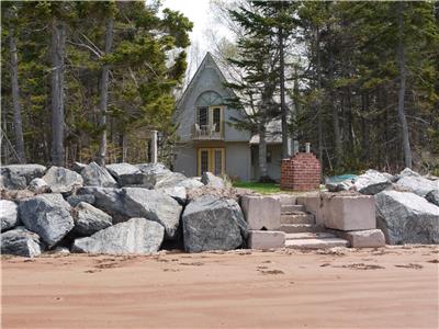 Victorian Dejavu Cottage - Beachfront - Canada Select 4 Star - Secluded - Total Rejuvenation!