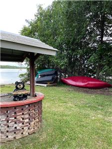 Family Friendly Water Front Cottage Near Toronto, Spacious Mainfloor with Window Overlooking & Deck
