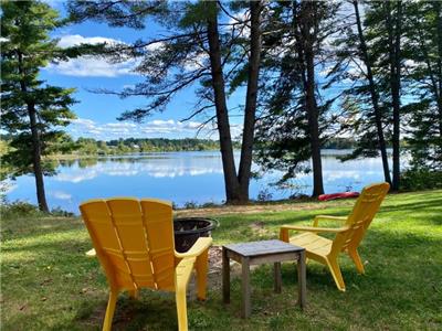Waterfront Getaway w/ 2 Kayaks, Canoe, Pedal Boat, Algonquin Park Pass