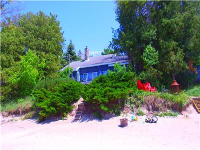 SAND BEACH COTTAGE - KINCARDINE/BRUCE BEACH - THURSO BEACH HOUSE