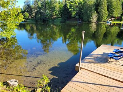 Waterfront Outaouais Sauna 45 min from Ottawa 3 bdrm, sandy, clean lake, shallow and deep entry