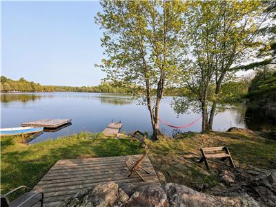 Waterfront Cottage on Millers Lake / Mississippi River in Snow Road Station