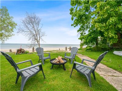 Waverly Place: Waterfront Beauty-Sleeps 8-Lovely Screened In Porch