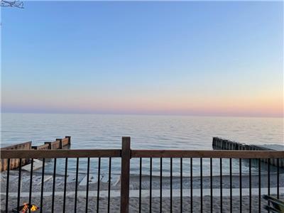 Beautiful Lake House on the Shores of Lake Erie **discount for last available week of summer 2024**