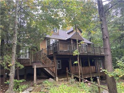 5-Bedroom Waterfront Cottage on gorgeous Three Mile Lake just north of Huntsville.  Families only.