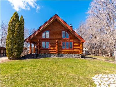 **Now Booking for Winter 2023 and all of 2024** Lazy Days Lodge for rent in Lac du Bonnet