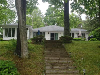 Price Drop for next 2 bookings!!  Only $2500 -Lakefront Cottage-     Pigeon Lake     Ontario