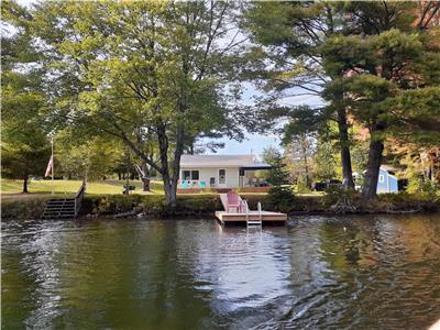 Waterfront Kawartha Family Cottage on Gull River