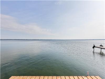 New Listing Bayside Lake House in Erieau Directly on Rondeau Bay