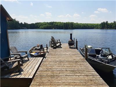 Heaven on Christie Lake --- Waterfront Cottage