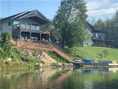 Sumac Trail - Modern Waterfront Cottage w/ Hot Tub, Pool Table, Watercraft