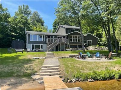 Algonquin Red Pine Narrows Cottage