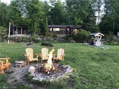 Marble Lake Retreat ~ experience comfort in the Canadian Wilderness!