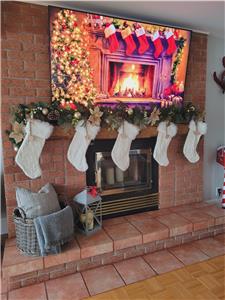 Make this Christmas or New Year's unforgettable—reserve your cozy winter cottage escape today!