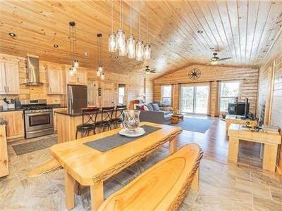 Four Season Beautiful Family Cottage Gull River Minden Sleeps 10 / 4 bedrooms Rental Property Rent
