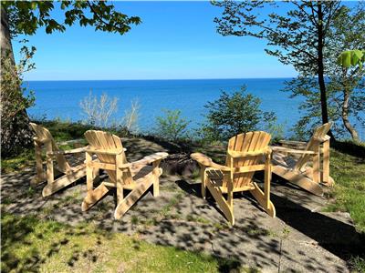 Cliff Haven on Huron - all-season Waterfront Home
