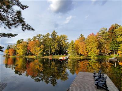 Four Winds Cottage on Four Mile Lake, Kawartha