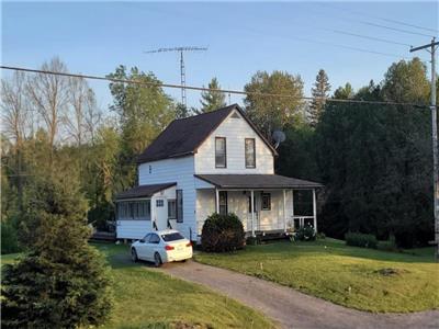 Stunning 4 season waterfront Cottage on 3 acres for sale in Ardoch, North Frontenac