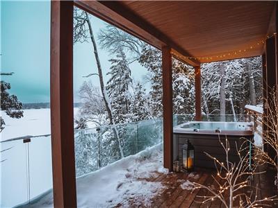 KABIN TAPOKE- Boutique cottage with HOT TUB//SAUNA//SCENIC VIEWS