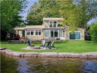 Kawartha's Lakefront Paradise Family Cottage featuring Year-Round Activities | Sleeps 10 Only 2 Hour