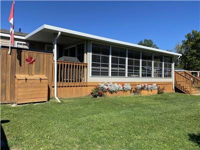 Cottage for sale on Rice Lake