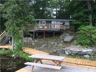 Our Horizon is a cozy rustic cottage on a beautiful lake between Bobcaygeon and Buckhorn.
