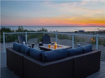 Luxury Private Beachfront House + Panoramic Water Views **w/Private Beach**