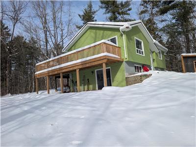 Winter Escape to Boutique Cottage in the Kawarthas