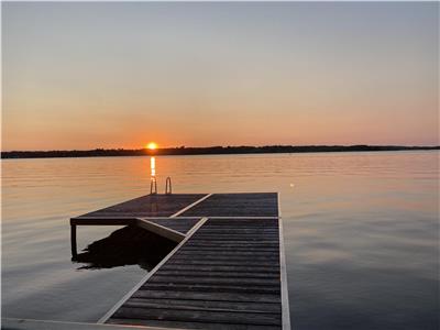 Modern Waterfront Cottage with Spectacular Sunsets